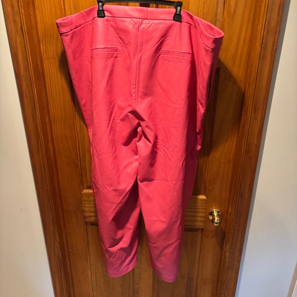 Eloquii Women's Faux Leather Wide Leg Pants in Pink Size 28 NWT - Picture 3 of 6